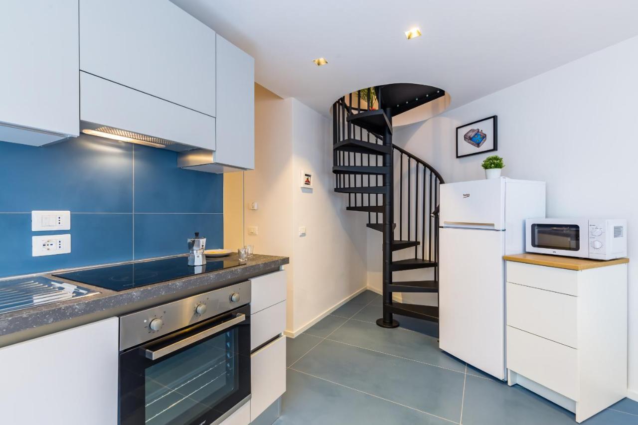 Art Apartment At Sanita By Wonderful Italy 나폴리 외부 사진