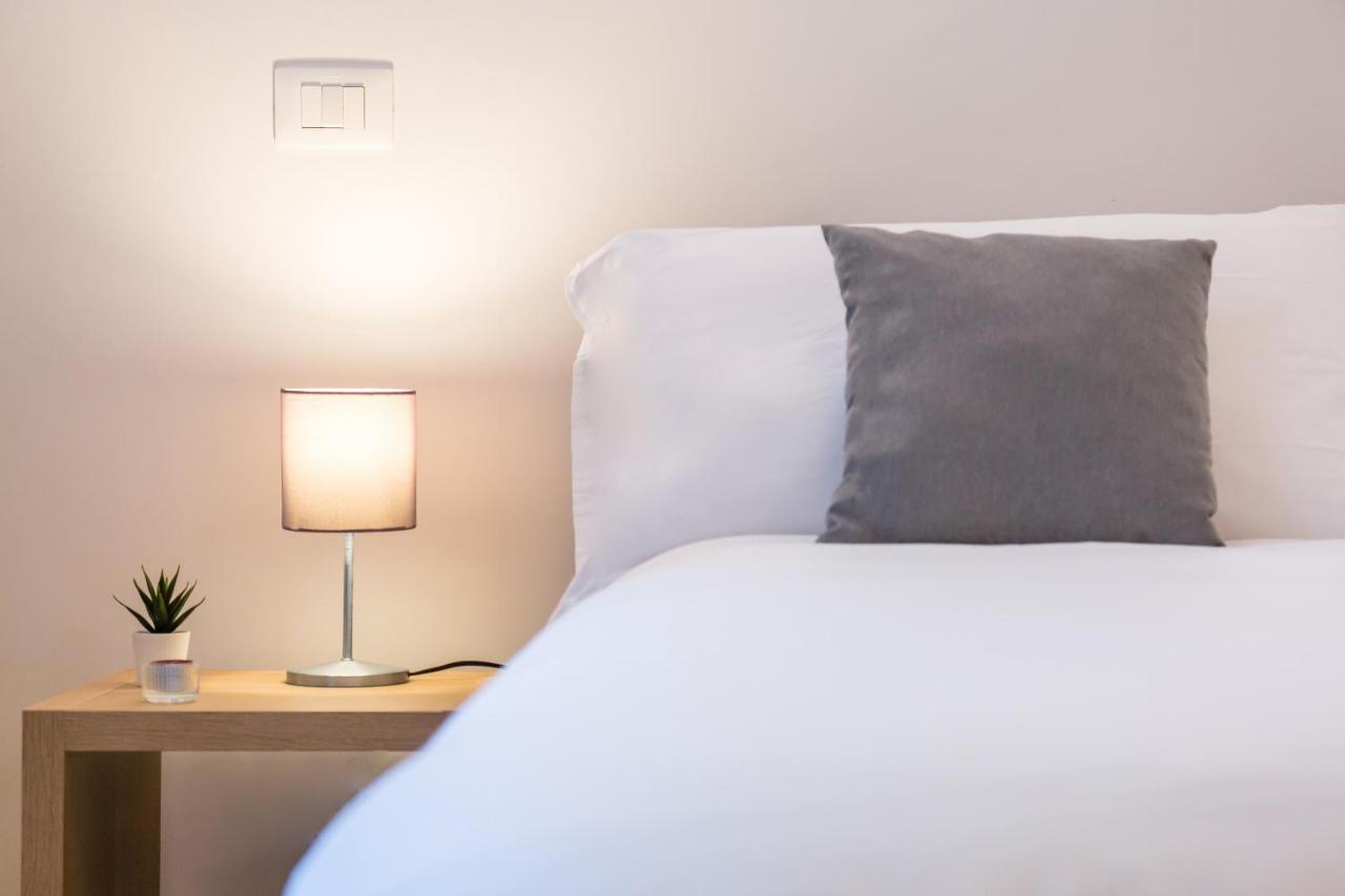 Art Apartment At Sanita By Wonderful Italy 나폴리 외부 사진